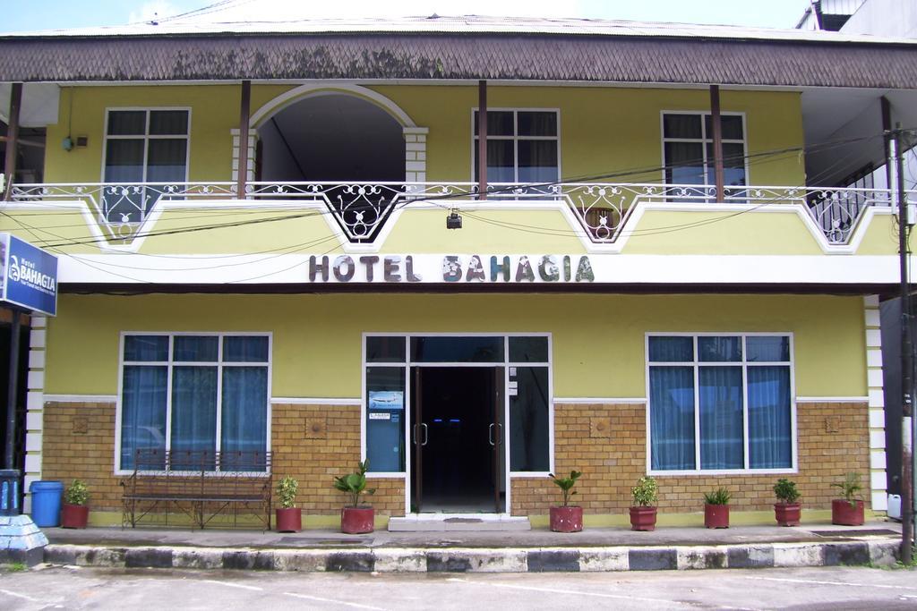 Hotel Bahagia Pangkalan Bun Ngoại thất bức ảnh